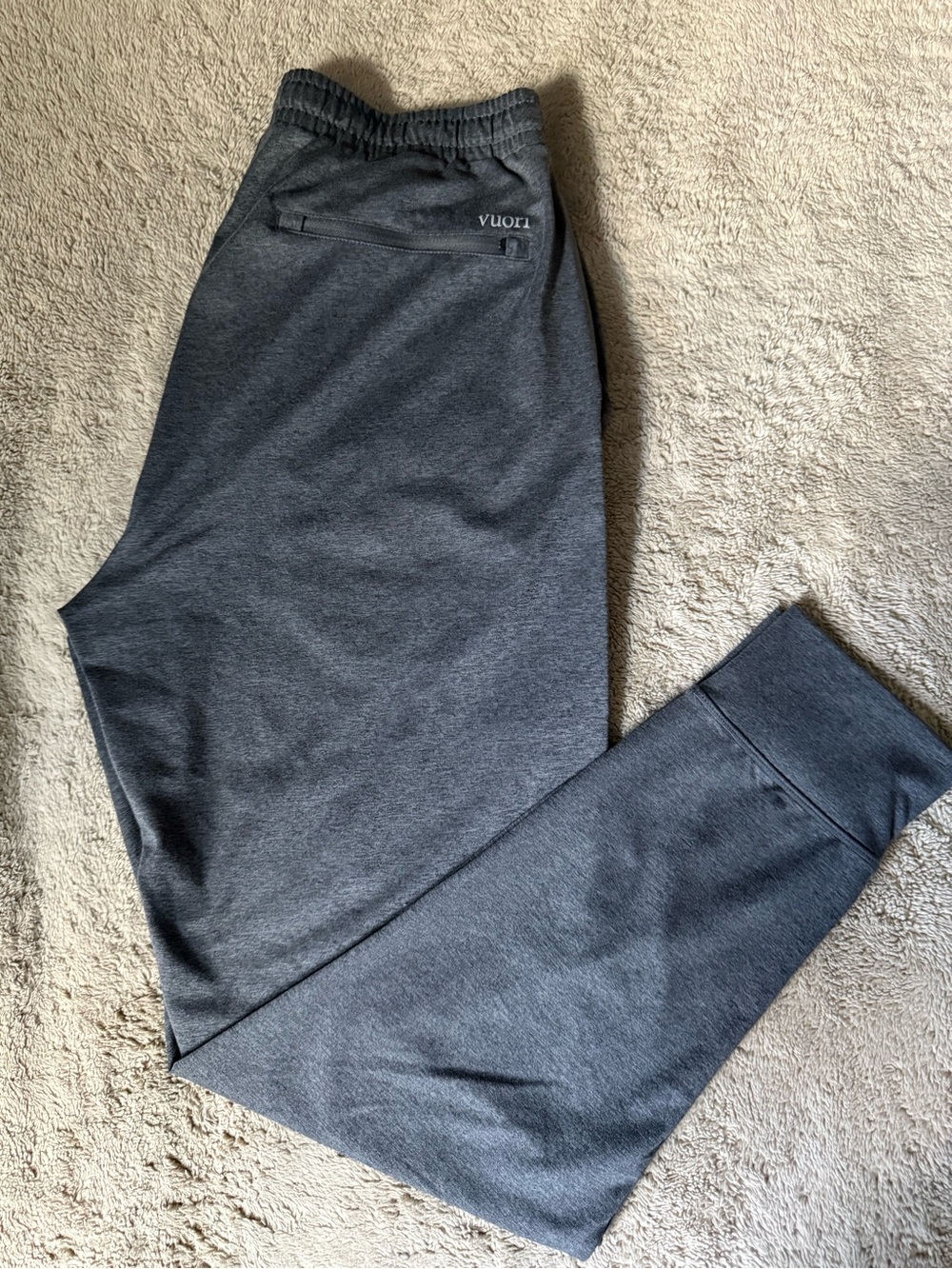 Vuori Men's Dark Gray Jogger Sweatpants